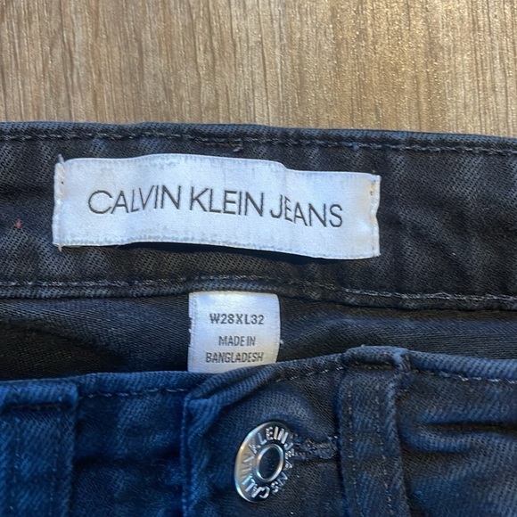BLACK CALVIN KLEIN SKINNY JEANS (28x32) - Picture 5 of 8